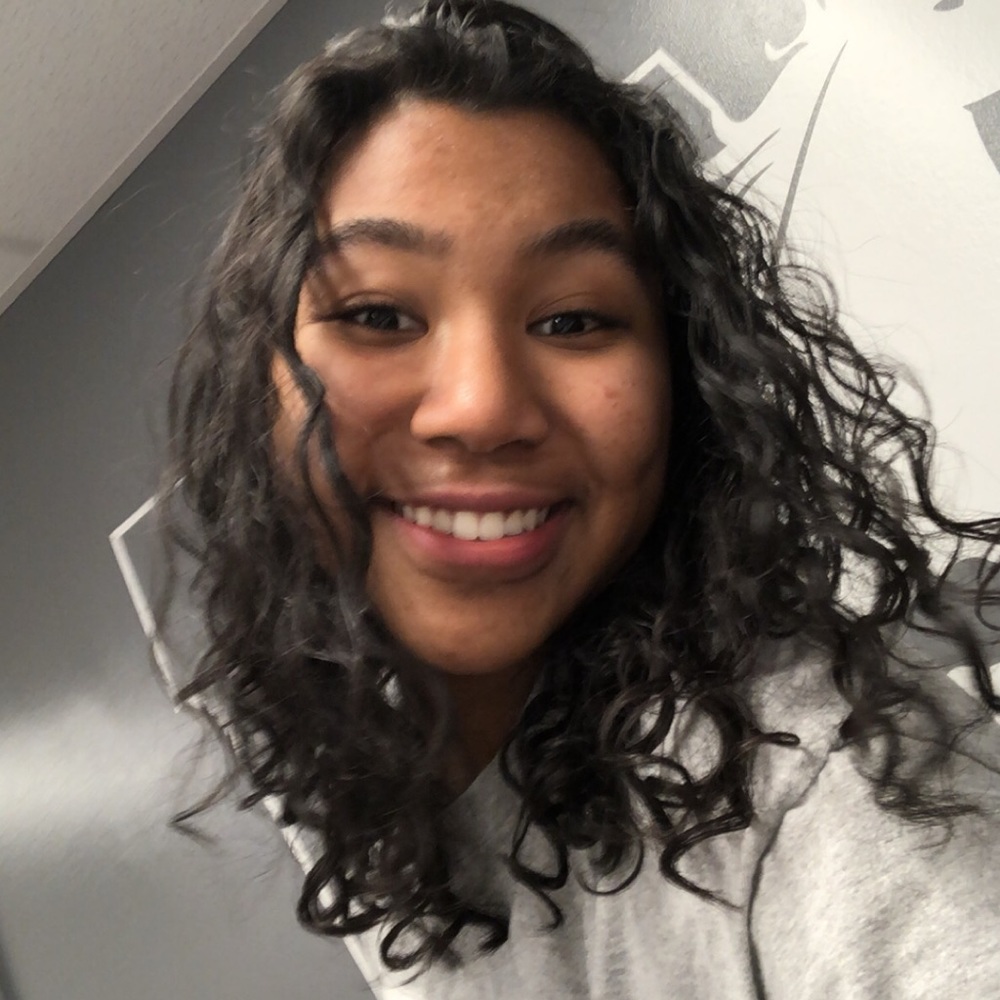 Meet your Posher, Jasmine